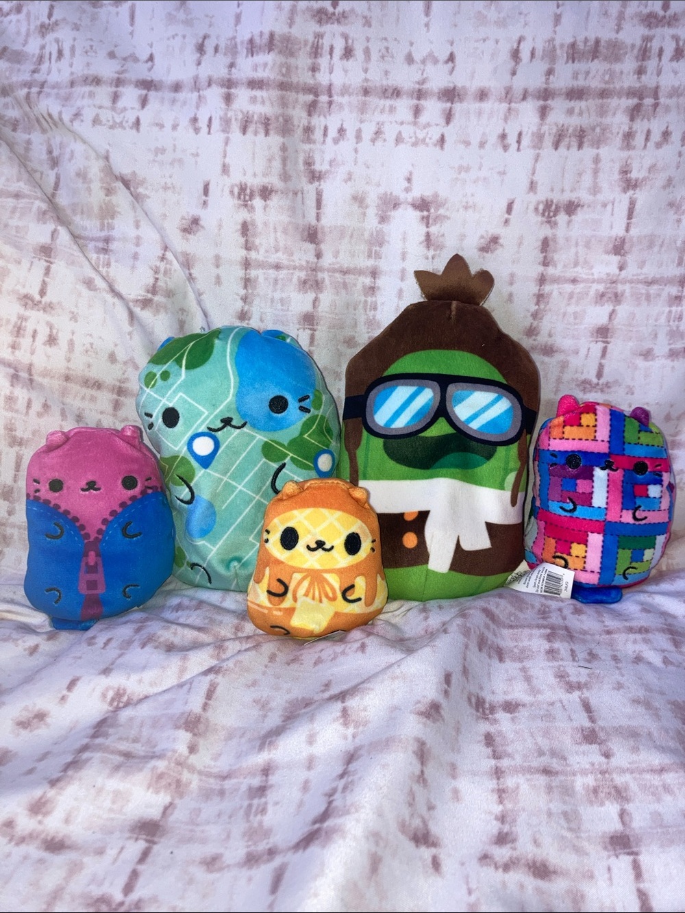 Lot of 5 Cat Vs Pickles Bean Bag Plush